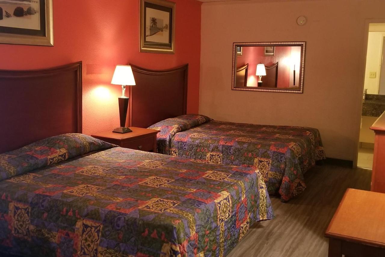 Best Inn Formerly Known As M Star Hotel Chickasaw Dış mekan fotoğraf
